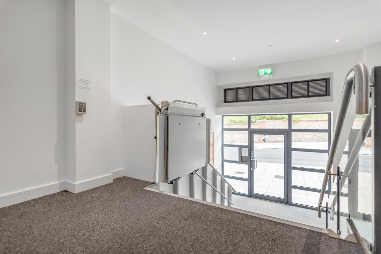 Furnished Modern Flat Overlooking Norwich Castle Exterior photo